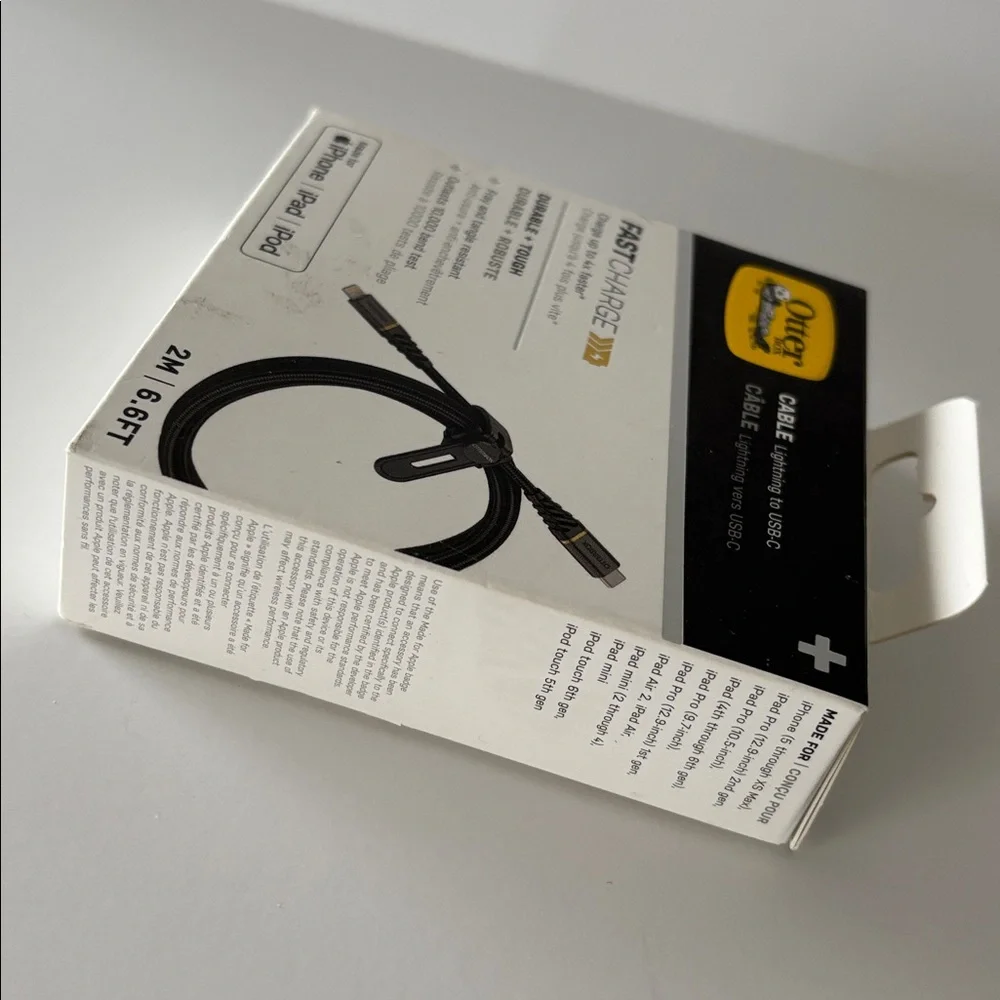 OtterBox Lightning to USB-C Cable in Black